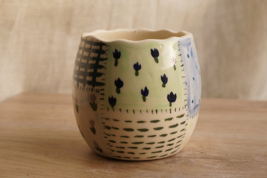 Where tulips bloom tumbler
