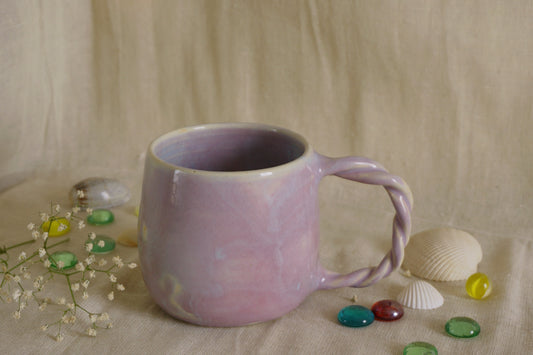 Lilac mug with braided handle