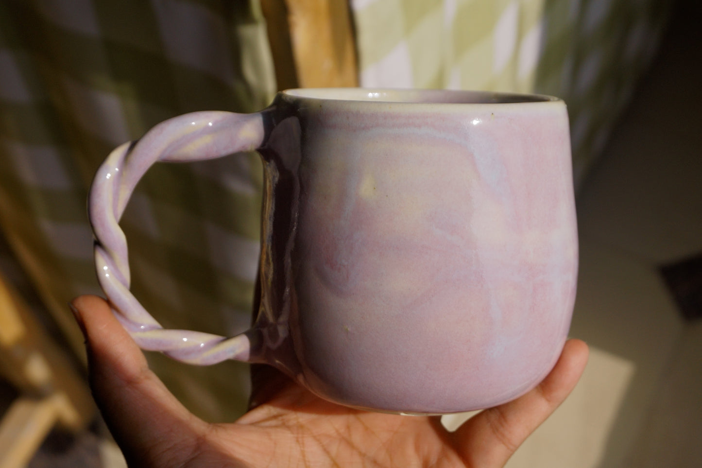 Lilac mug with braided handle