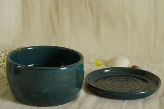 Forest green planter with plate