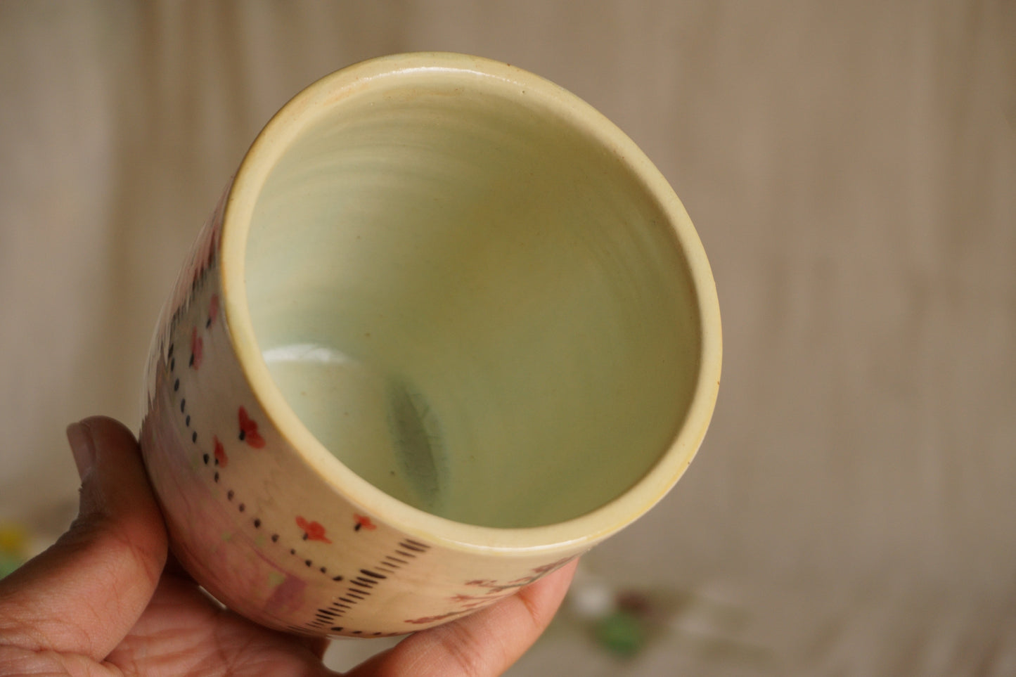 Afternoon in the meadow tumbler